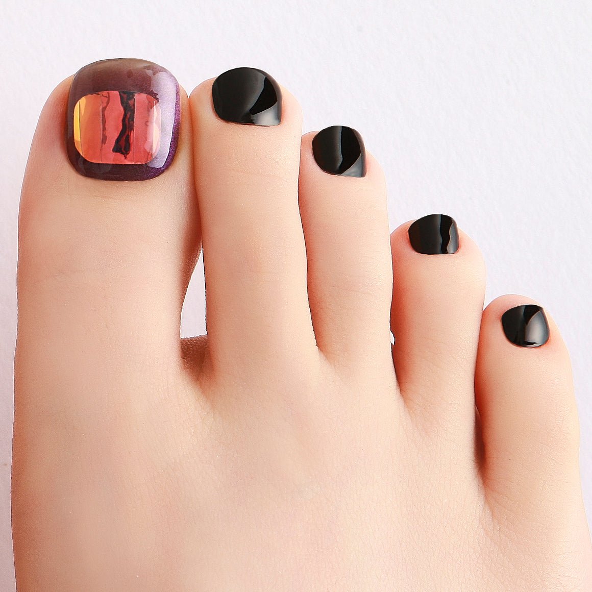 65 Best Toe Nail Colors To Try Right Now | Manicura de uñas, Arte de uñas  de pies, Uñas de los pies negras