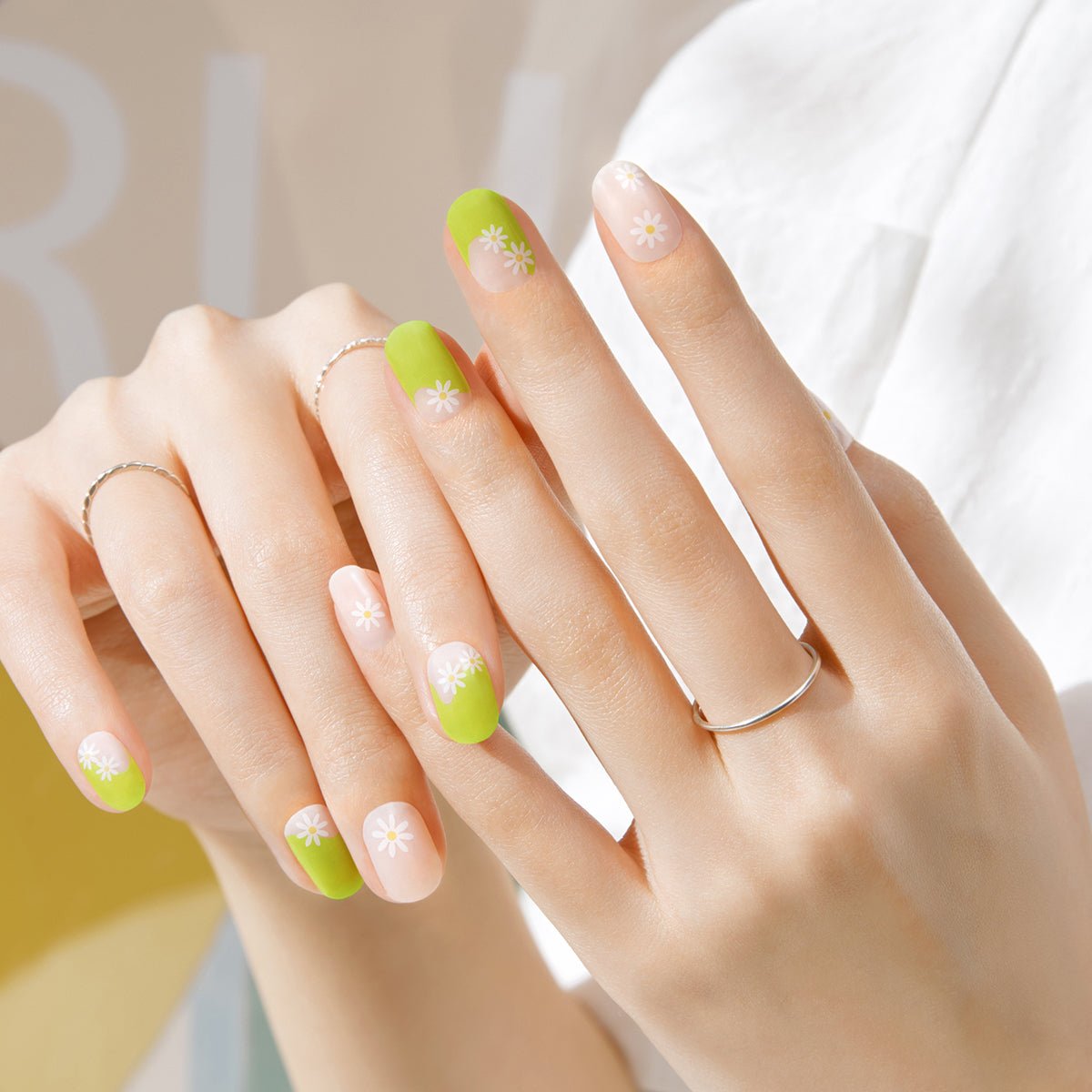 Lime Daisy - Glow Gel Sticker - Manicure - Dashing Diva Singapore